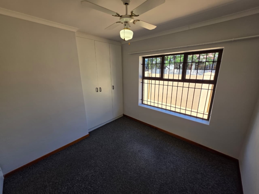6 Bedroom Property for Sale in Lochnerhof Western Cape